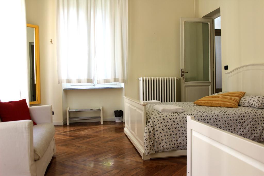 Bed and Breakfast Gabriele 83 à Turin Extérieur photo